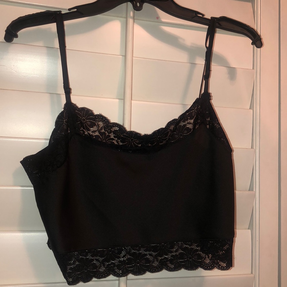 Brandy Melville Crop Top